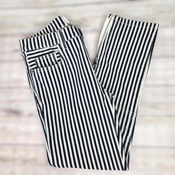 Current/Elliot Women's Cropped Lexton Navy Striped Jeans Size 26 Casual - Picture 1 of 9